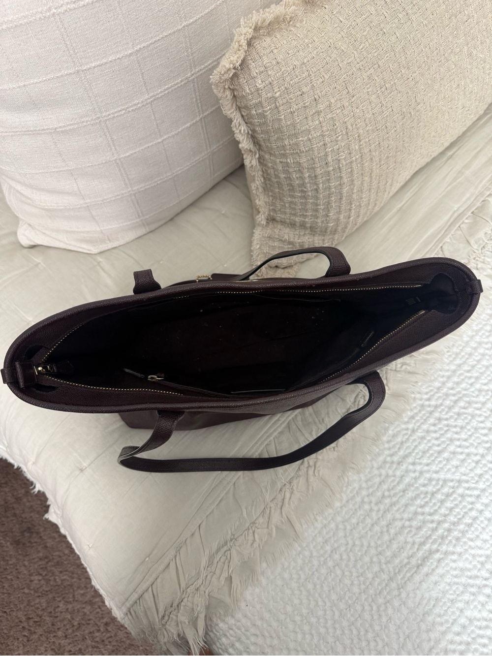 COACH Women's Leather Tote Bag in Deep Burgundy - Picture 3 of 3